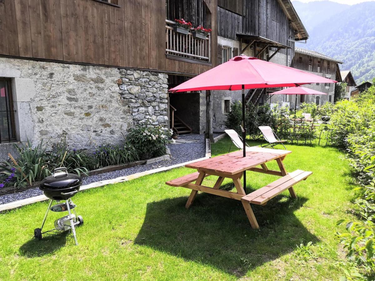Chez Lucienne, Jacuzzi Et Sauna Samoens Ngoại thất bức ảnh